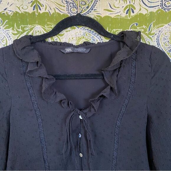Zara Limited Edition Black Swiss Dot Ruffle Blouse Size Small - Picture 2 of 15
